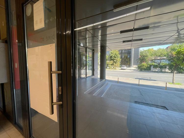 Piata 700, Unirii, SAD 66,45 mp, ultracentral, acces din strada,parcare - 3