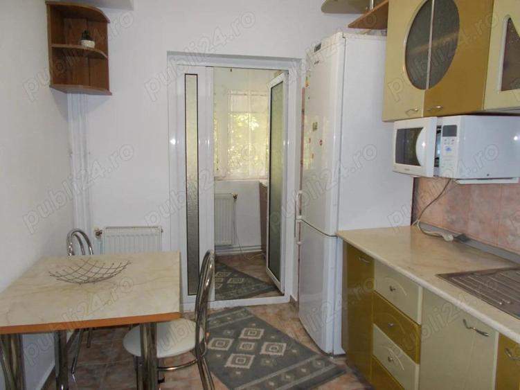 Inchiriere 2 cam. cf..1 dec., et.1 din 4, sup.49.mp. mobilat si utilat, Bld. Dorobantilor-Scolilor . - 13