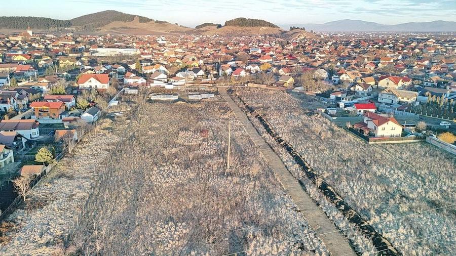 Teren intravilan cu Autorizatie de Construire - 11