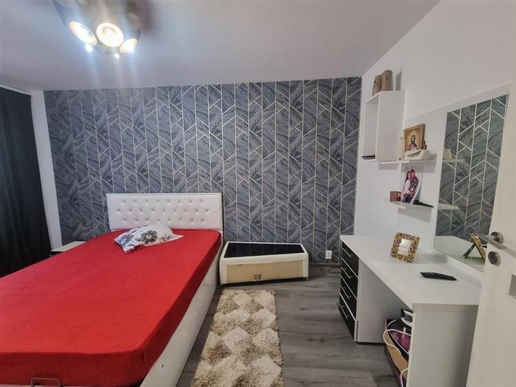 Apartament cu Trei Camere LUX - 10