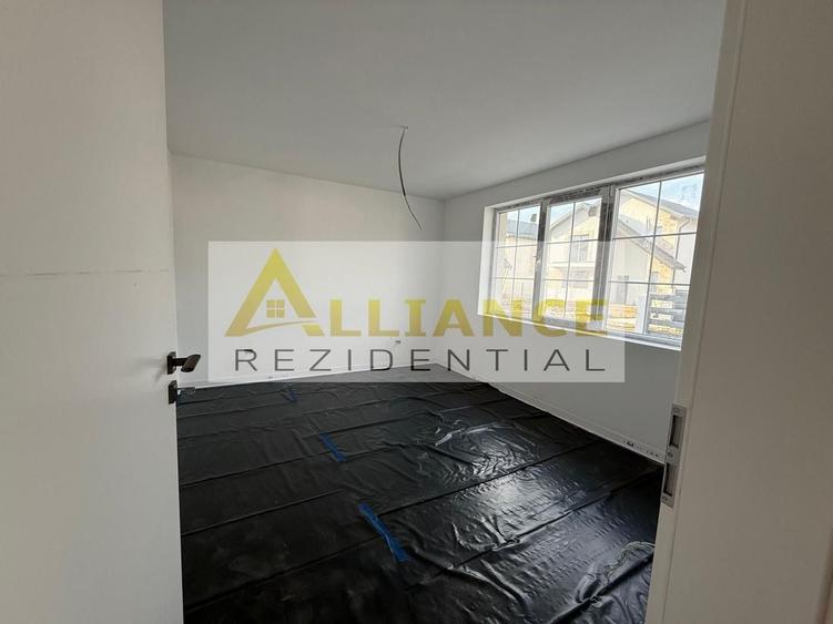 Casă individuală cu 3 camere cu Canalizare în Berceni