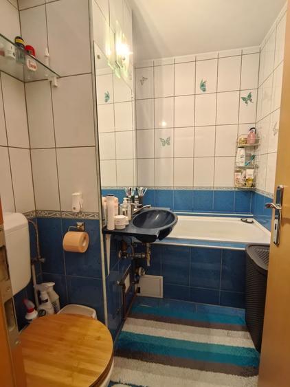 Apartament cu 4 camere -ETAJ INTERMEDIAR- 5 minute Medicina - 9