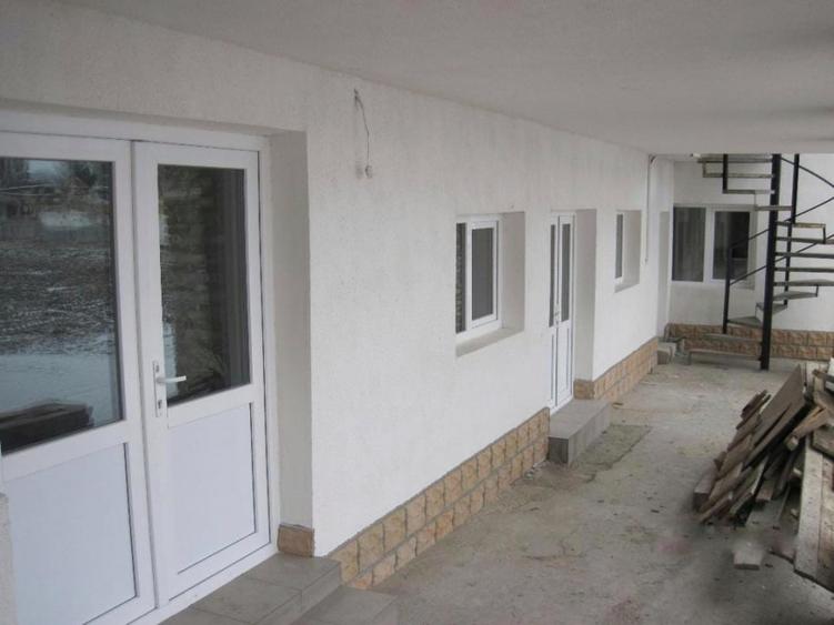 2 Spatii firma, productie, birouri(170+120mp) | Giulesti | curte 500 mp - 8