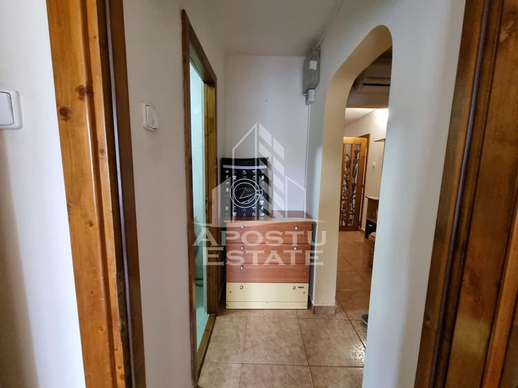 Apartament cu 3 camere in zona Girocului, centrala termica, doua bai - 8