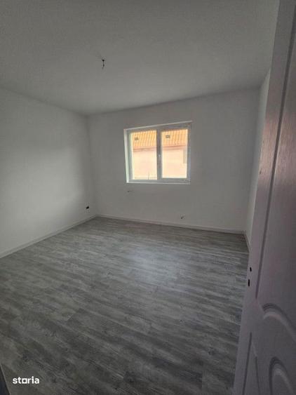 Vanzare Casa tip triplex-Capat/3 camere id nr 50 - 1