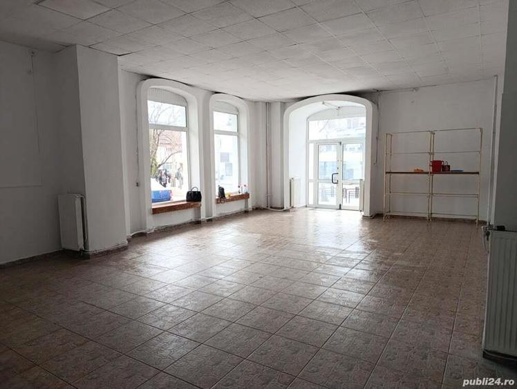 Spatiu comercial b- dul Traian - 9