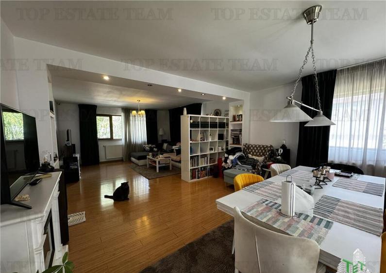 Zona Primarie Mogosoaia | Complex de case cu bariera | Curte - 1