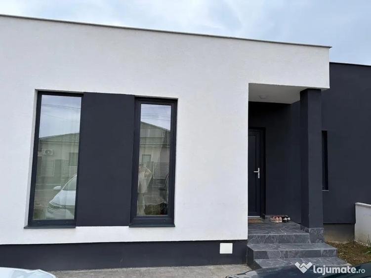 Casă cu 3 camere cu Teren 257 Mp în Șag
