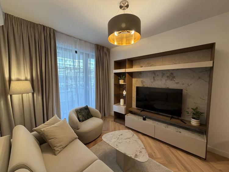 Apartament cu 2 camere semidecomandat, mobilat în Pipera — fotografia 3