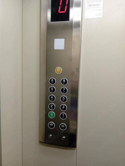 Apartament cu 3 camere semidecomandat în Câmpina