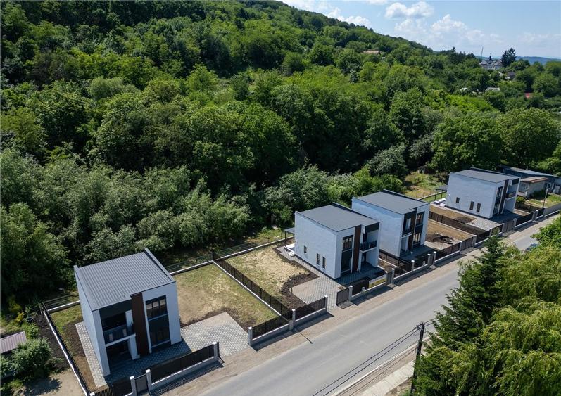 Casă individuală cu 3 camere cu Teren 375 Mp în Hemeiuș