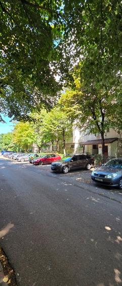Garsonieră semidecomandată în Brâncoveanu