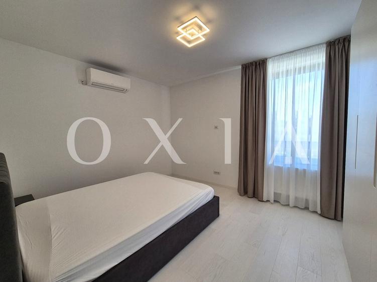 Apartament cu 3 camere decomandat, mobilat în Dumbrăvița