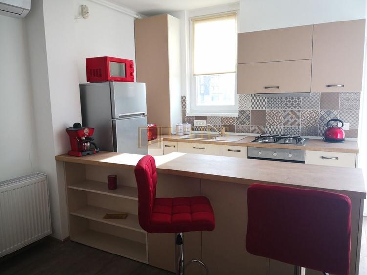 Apartament cu 2 camere decomandat, mobilat în Medicină