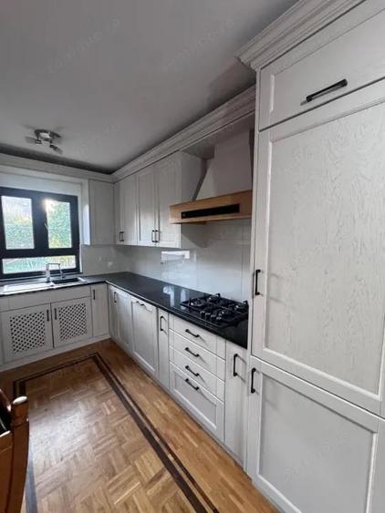 Casă cu 3 camere cu Teren 1500 Mp în Horodnic
