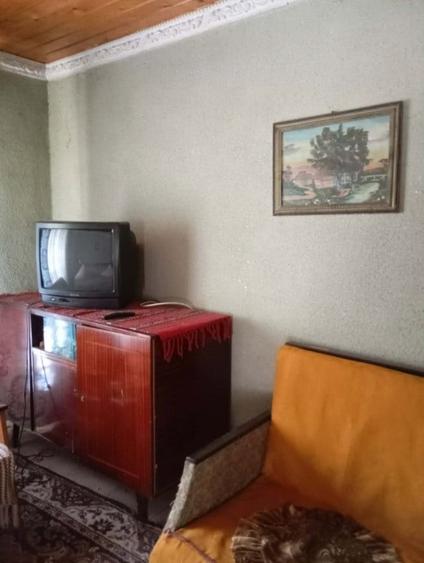 Casă cu 4 camere cu Teren 1900 Mp în Central