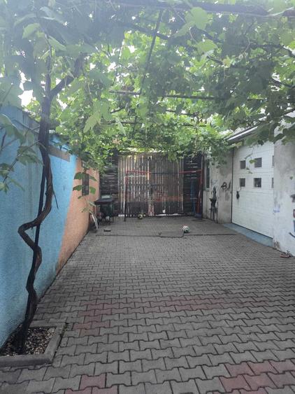 Casă cu 4 camere în Ultracentral