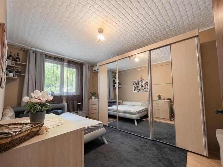 Apartament cu 2 camere decomandat în Rogerius