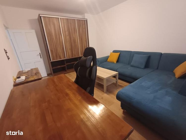 Casă cu 3 camere în Dămăroaia