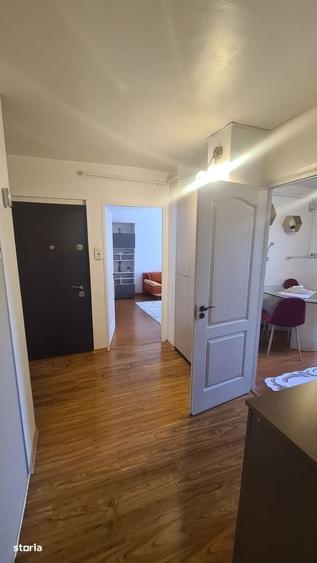 Apartament cu 2 camere decomandat în Central