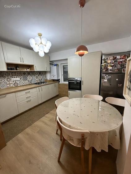Apartament cu 3 camere decomandat în Aviației