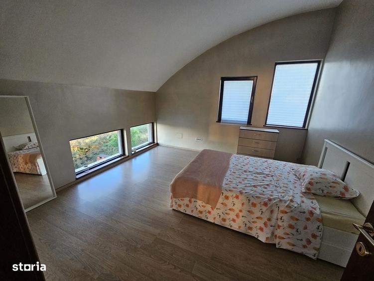 Casă cu 4 camere în Est