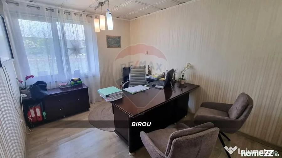 Spațiu comercial, de 48 mp, în Central