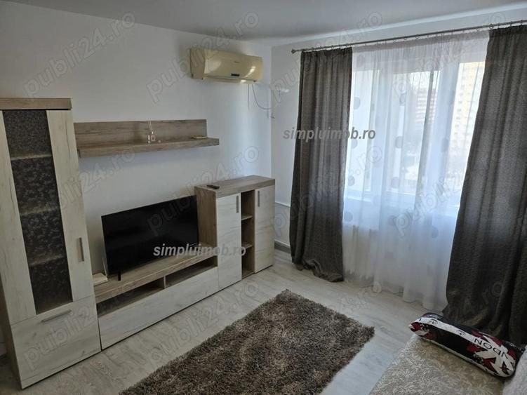 Decomandata garsoniera renovata mobilata - 1