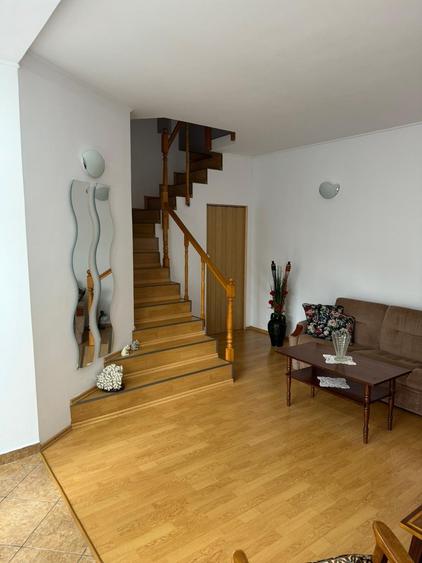 Vila individuala, P+M,  noua camere, 209 MP, Curte 170 MP, zona Garii-Constanta - 6