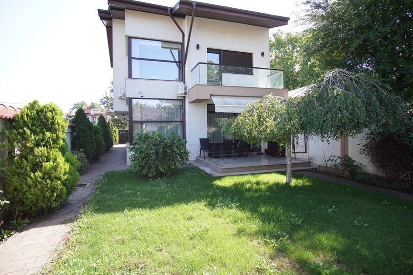 Andronache | Vila Deosebita la cheie | 2 corpuri |  Curte+parcare+ terasa+gratar - 1