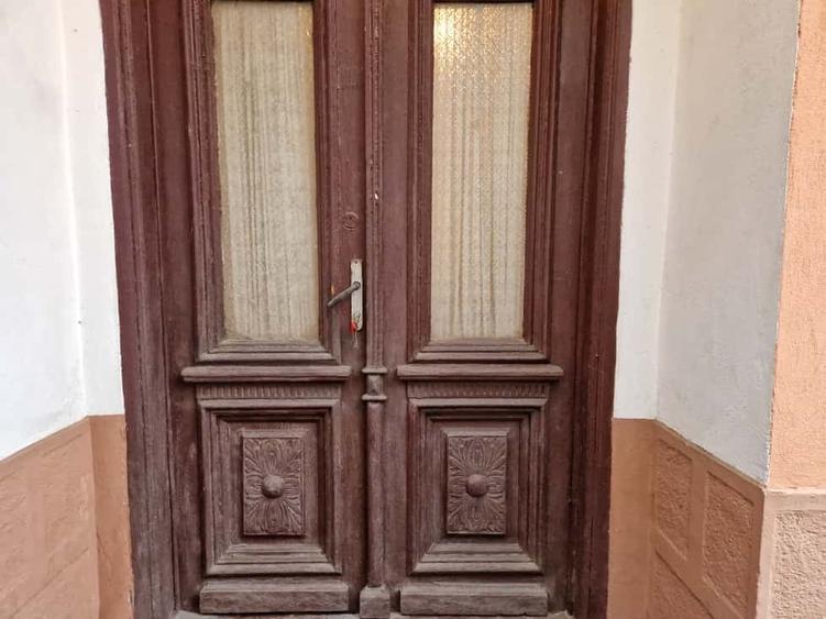 Casa cu teren in proprietate - Investitie - Metrou Piata Muncii - 6