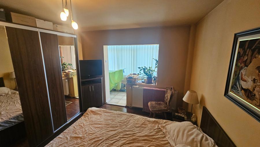 Apartament 4 camzere zona Otopeni-Central - 7