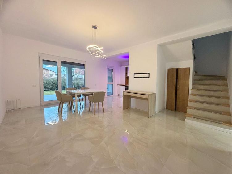 Casa Tip Duplex Despartita de Garaj - Teren 380 mp - 2