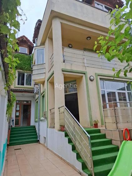 Vila 7 camere zona Tineretului