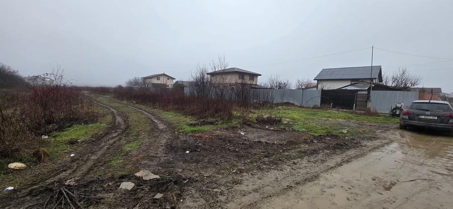 Teren 1 decembrie 2300 MP - strada Rasaritului - 4