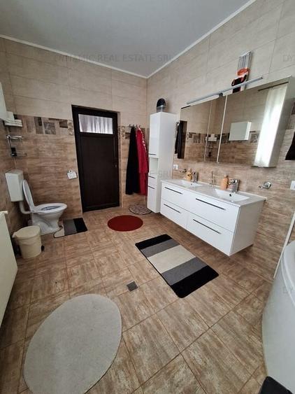 Vila D+P+1+M  - 4 dormitoare/4 bai - Garaj - 5000mp - 2 cai de acces - 10