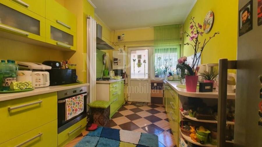 Apartament 3 camere de vanzare in Centru Oradea, Oradea - 2