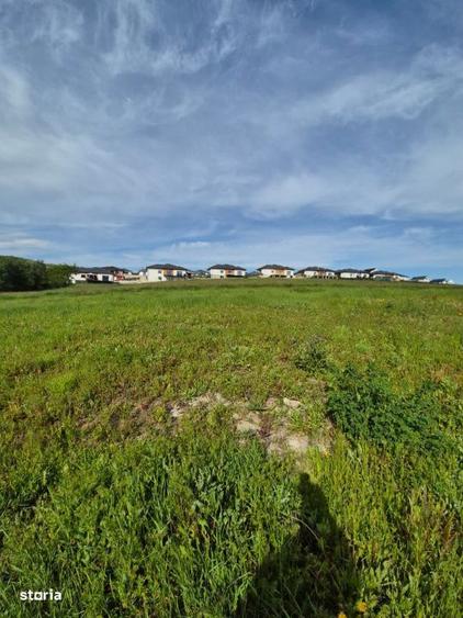Teren intravilan , 600mp, zona Corusu/Baciu - 1