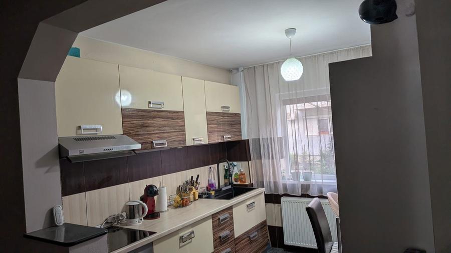 Vand apartament 2 camere in Cantemir - 1