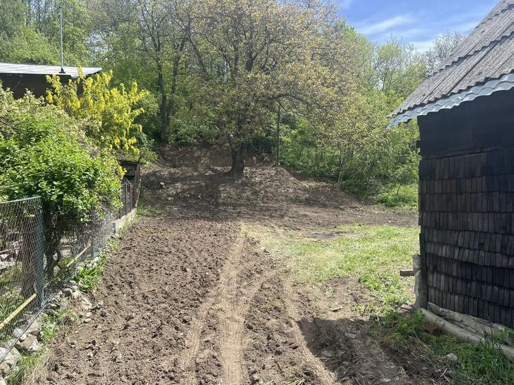 Casa de vacanta cu teren Comarnic - 1