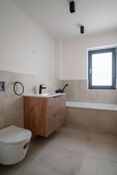 Inchiriez casa mobilata si utilata zona Ford - 5