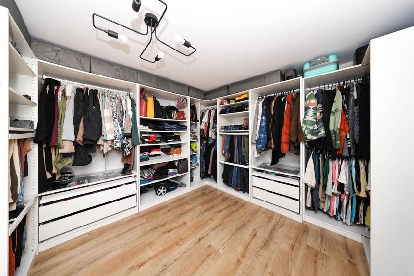 Apartament cu 3 camere la casa | Curte 130 mp | Zona Grivitei strada Vulcan - 16