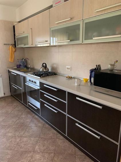 Se vinde casa zona Metro(sat Costi) - 6