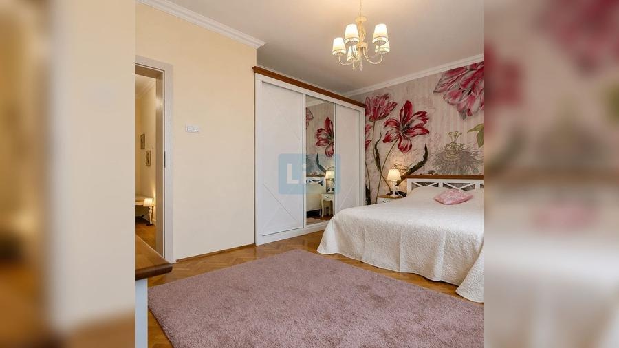 Apartament cu 4 camere decomandat în Calea Turzii