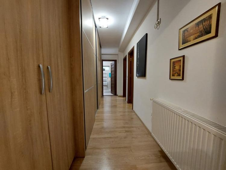 3 CAMERE  |  COMPOZITORI  | CONSTANTA - 9