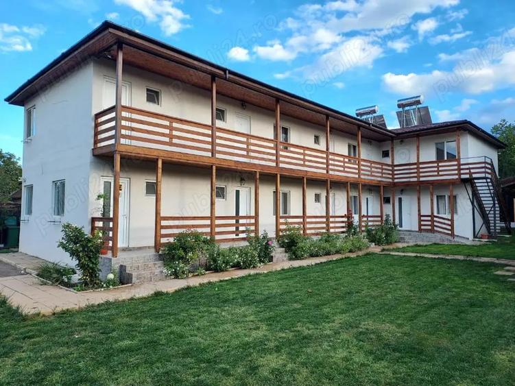 Pensiune 8 apartamente+ in 2 Mai judet Constanta - 1
