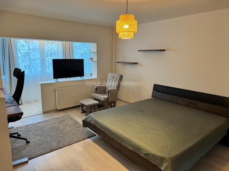 Garsonieră modernă 41 mp – complet renovată și mobilată – Alba Iulia