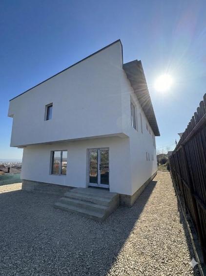 Duplex modern str Balotesti/ Bascov  - 2