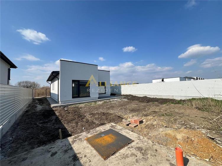 Casa individuala parter - 3 camere - 2 bai - 440mp teren - 5