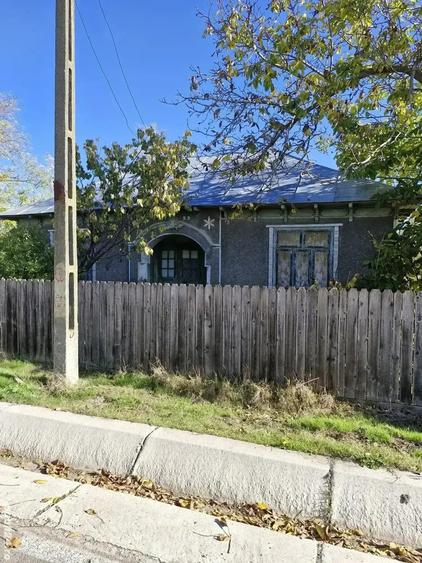 Casa cu teren 2336 mp - 3